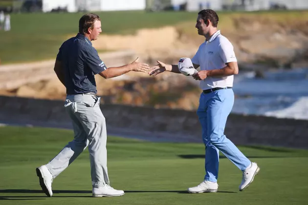 Tom Hoge Surges Past Spieth at Pebble for 1st PGA Tour Win