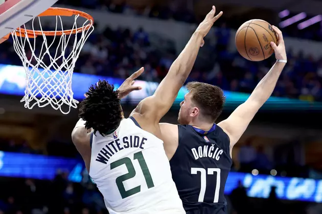 Doncic Scores 33, Mavs Rout Jazz 102-77 for 3-2 Series Lead