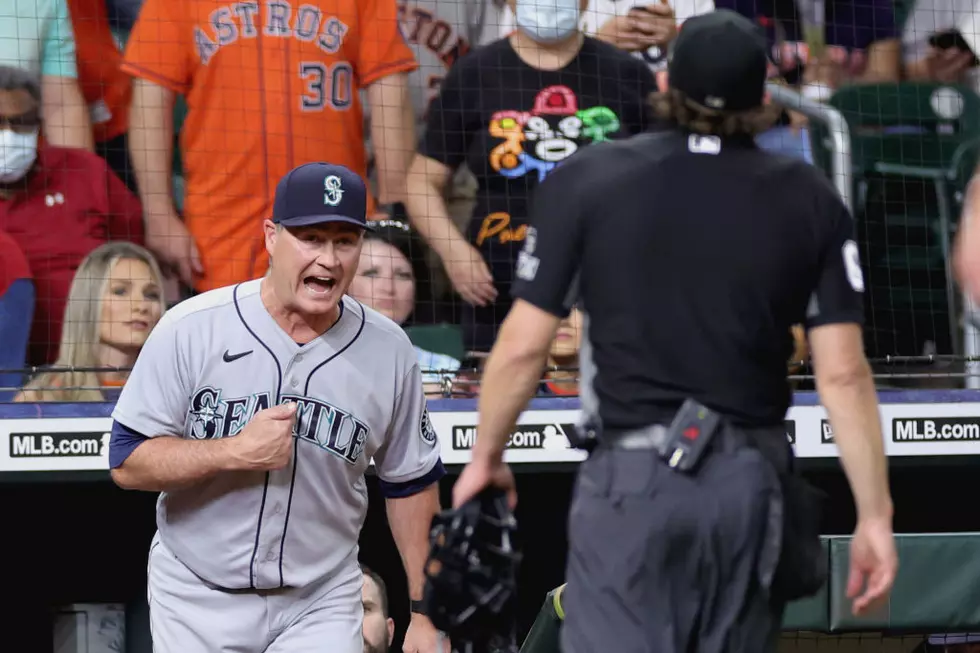 Benches Clear in 9th, Servais Tossed as Mariners Beat Astros