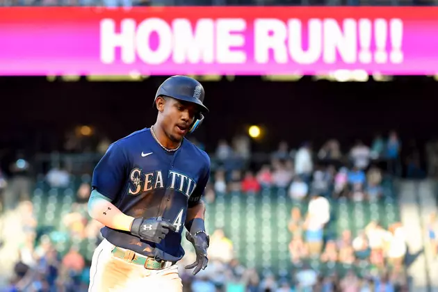 Rodriguez Homers, Mariners Beat Athletics 8-6