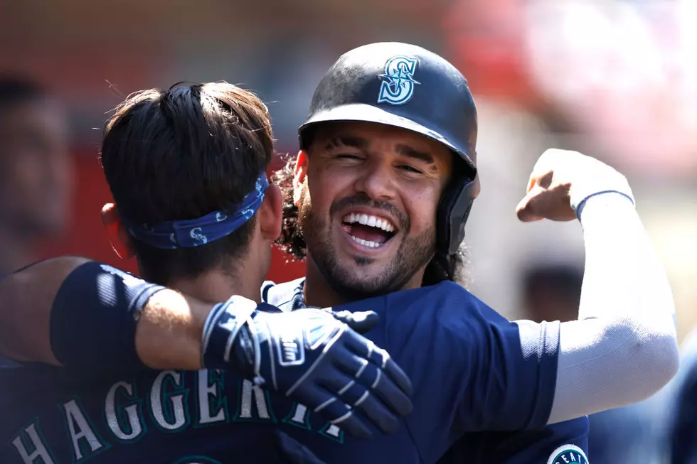 Mariners Overcome Ohtani’s 4 hits, Sweep Angels 11-7