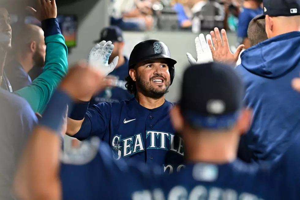 Mariners’ Robbie Ray Loses No-hitter in 7th in 4-2 Win vs Nationals