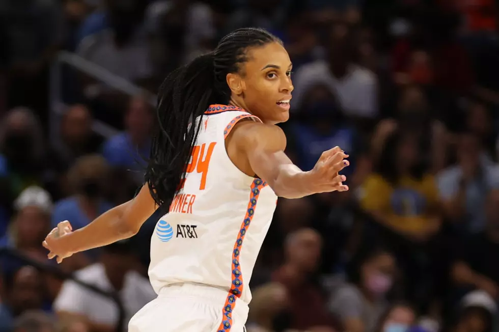 Sun Rally in 4th, Beat Sky 72-63 to Advance to WNBA Finals