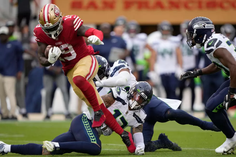 Seahawks Fall Flat vs. 49ers After Emotional Week 1 Win