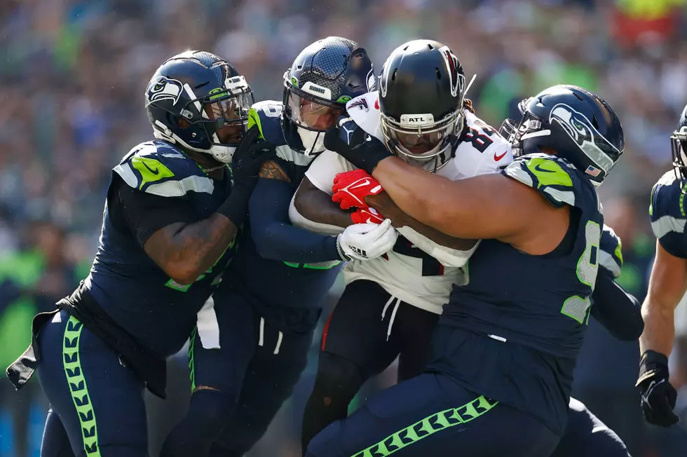 Cordarrelle Patterson Rumbles Falcons Past Seahawks 27-23