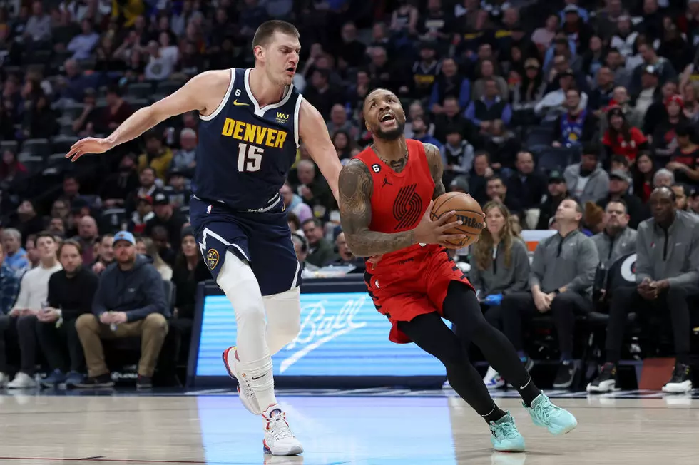 Jokic Leads Nuggets Past Blazers for 14th Straight Home Win