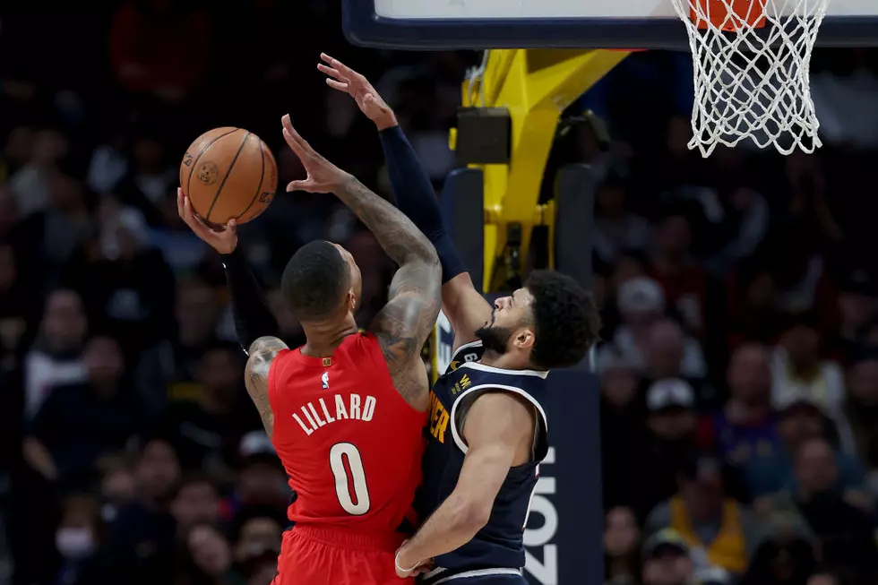 Jokic Leads Nuggets Past Blazers for 14th Straight Home Win