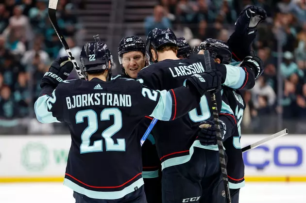 Kraken Finally Topple Canucks with Convincing 6-1 Victory