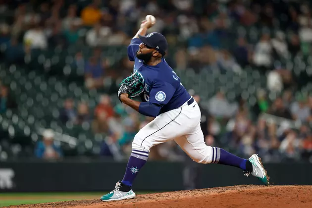 M&#8217;s Beat Diego Castillo in Year&#8217;s 1st Arbitration Decision