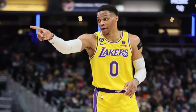 Lakers Trading Westbrook to Utah in 3-team Swap