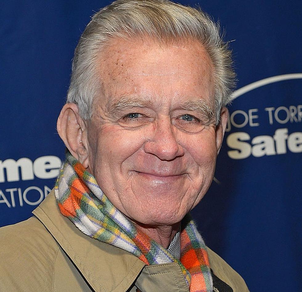 Tim McCarver, Big League Catcher and Broadcaster, Dies at 81