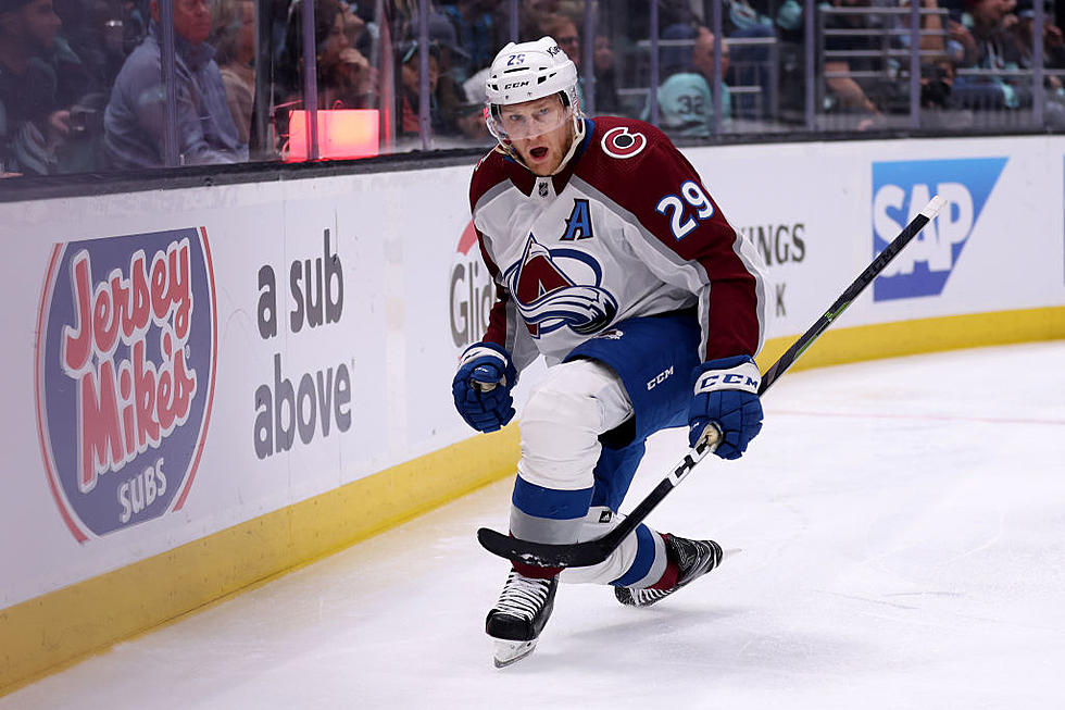 Avalanche Lean on Stars to Reclaim Control of Series