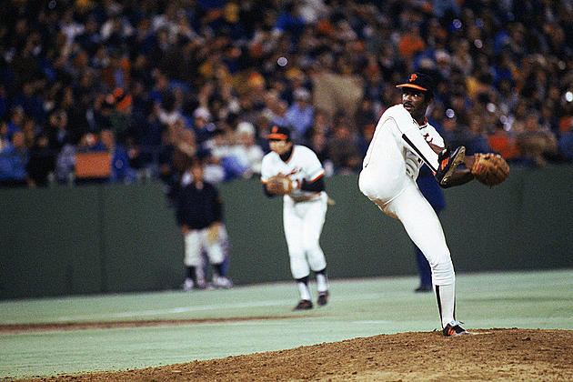 Vida Blue, three-time World Series champion pitcher, dies at 73