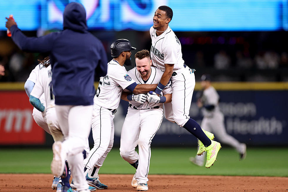 Cal Raleigh’s RBI single in 10th gives Mariners 1-0 win over Yankees