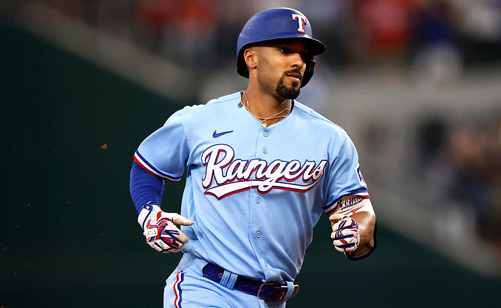 Rangers Suddenly Control Tight AL West after Sweeping Mariners
