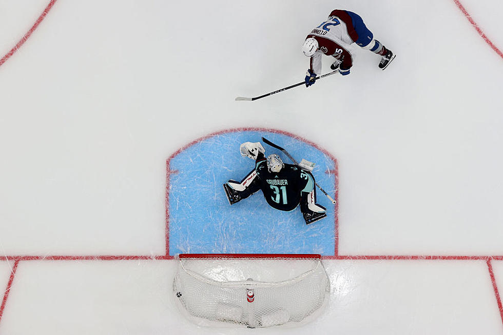Avalanche use big 2nd Period, rally for 4-1 win over Winless Kraken