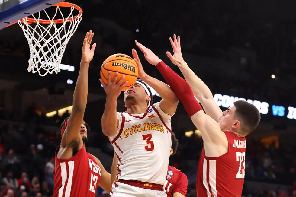 #2 seed Iowa St pulls Away Late from #7 seed Washington St for 67-56 win, spot in Sweet 16