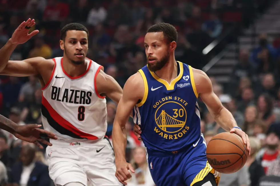 Stephen Curry has 22 Points, Warriors Rally to Beat Trail Blazers 100-92