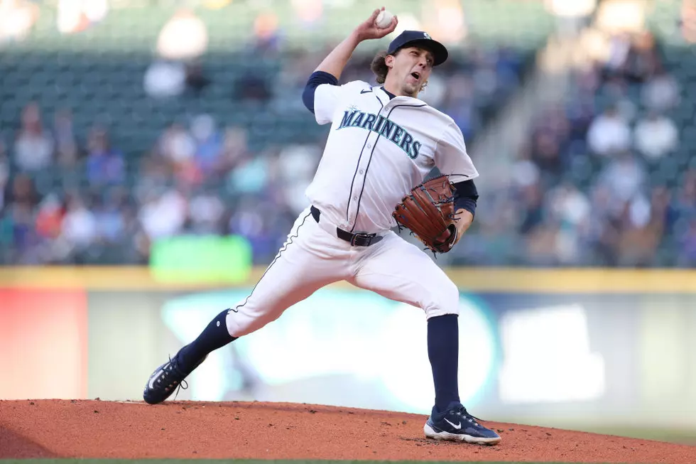 Gilbert Dominant on Mound and gets help from Rodríguez in the Field as Mariners top Reds 3-1