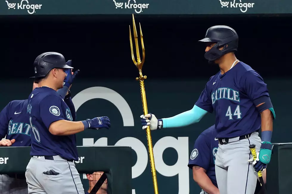 France and Urías hit 2-run HRs as Mariners Beat Texas 4-3 to Take Series and Top Spot in AL West
