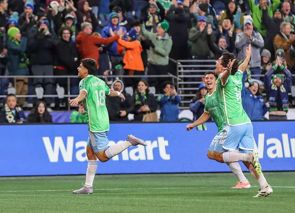 Obed Vargas scores twice as Sounders beat Minnesota United 4-2 to extend series