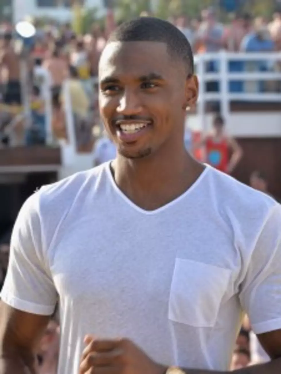 Trey Songz imports international ladies &#038; cars for his new video &#8220;Foreign&#8221; [NSFW]