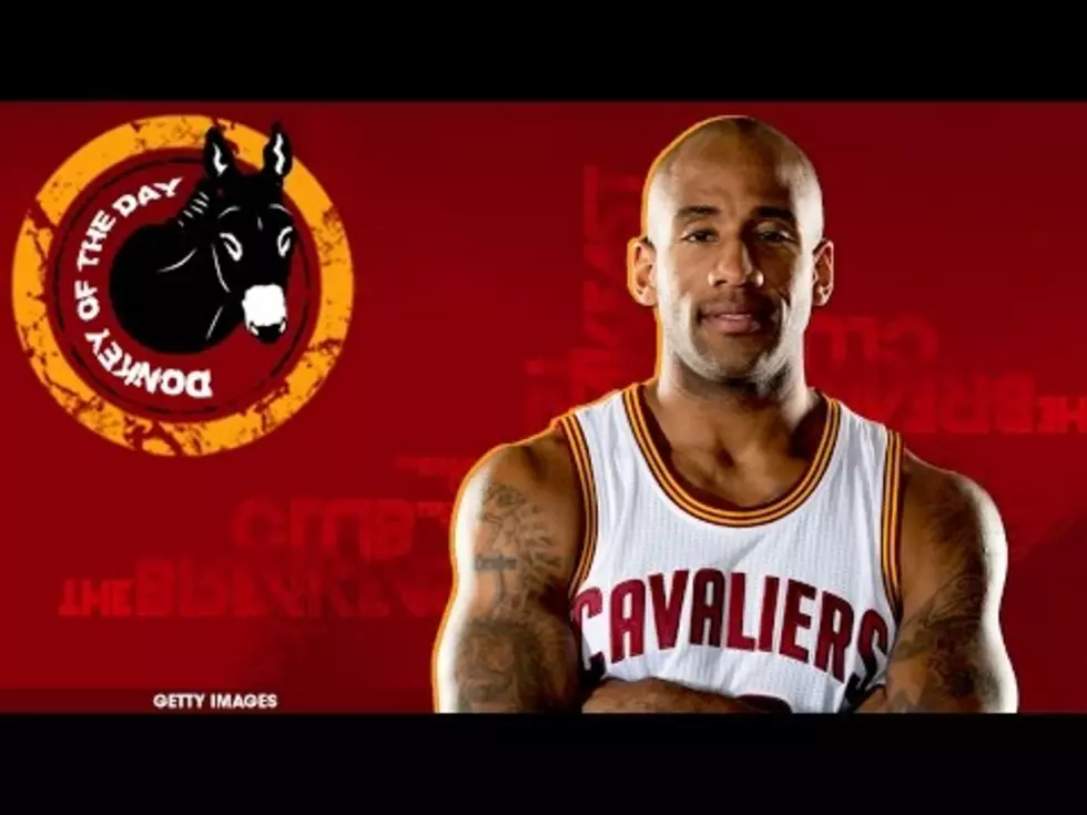Dahntay Jones Loses Two-Thirds Of His Salary In 2 Minutes [VIDEO]