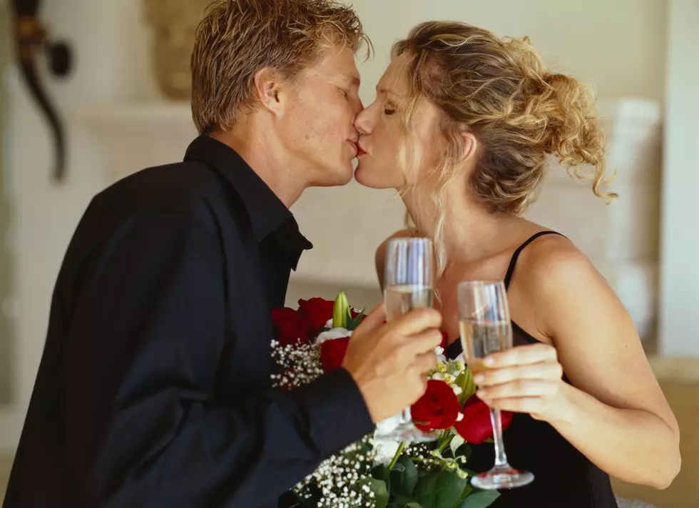 Here’s the Real Reason We Kiss at Midnight on New Year’s Eve