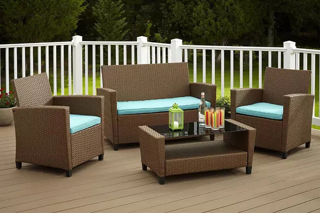 Outdoor Furniture in Wyoming: Which is Best? [POLL]
