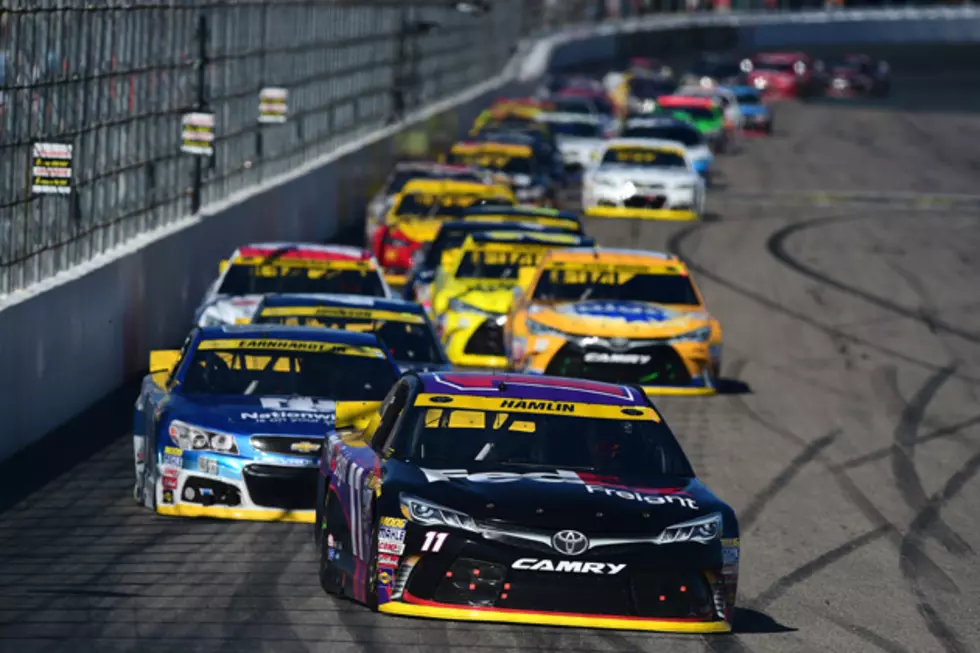 Live NASCAR Racing Is Coming Back To TV Soon