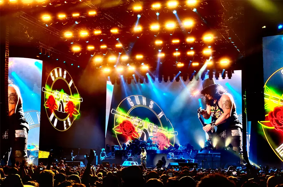 A Day Full Of Guns ‘N’ Roses – Both Literally and With the Band