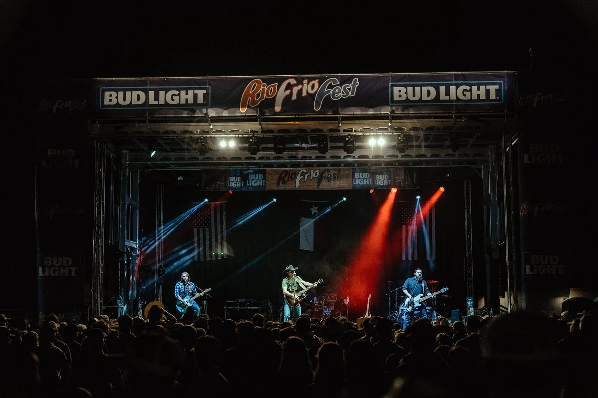 Win a Pair of 3Day Passes for Rio Frio Fest