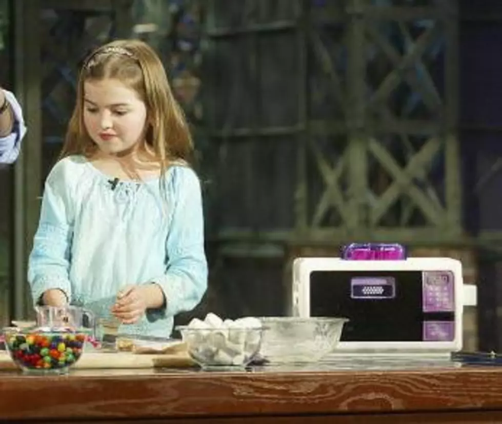 The Easy-Bake Oven Loses Its Light