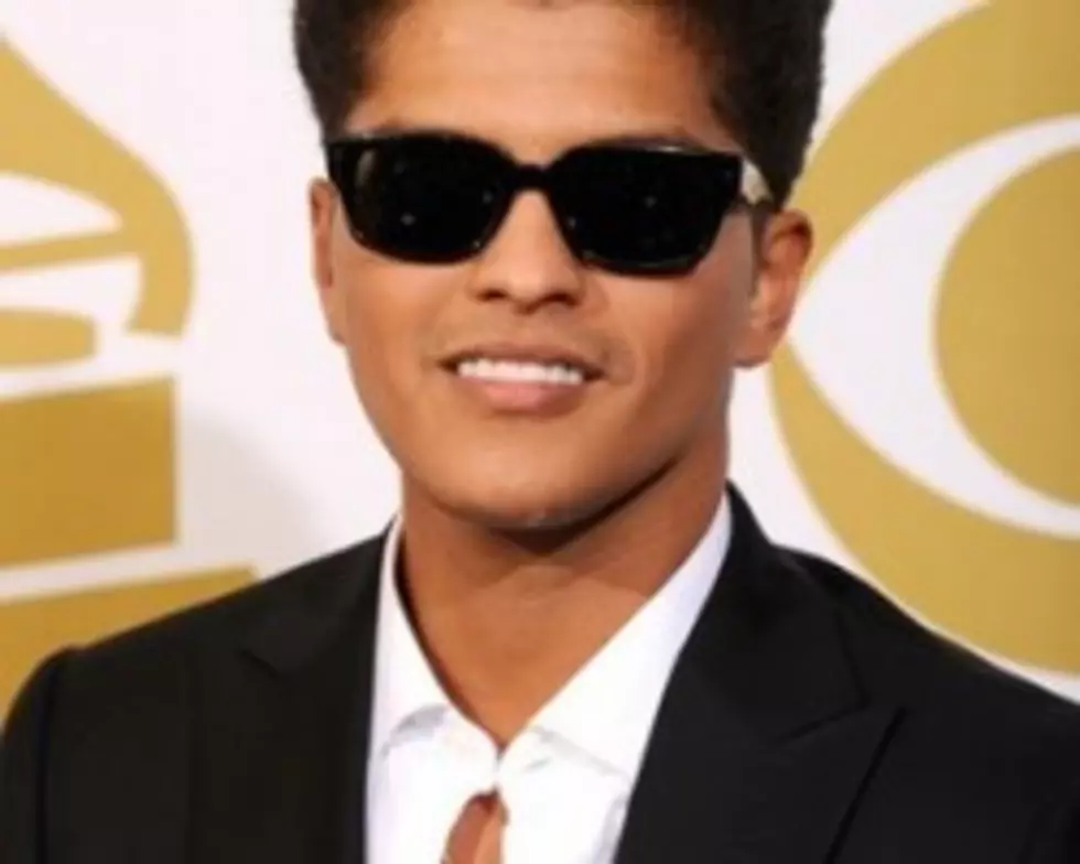 Bruno Mars &#8220;Tweeting&#8221; with Excitement for VMAs