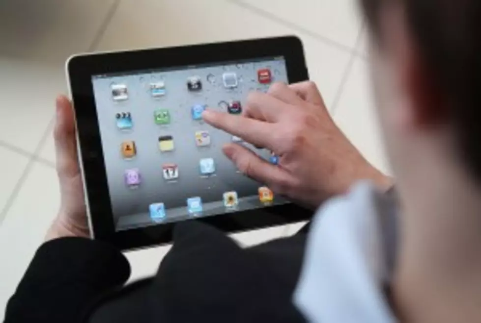 Zeeland High School And Middle School Students Are Getting iPads