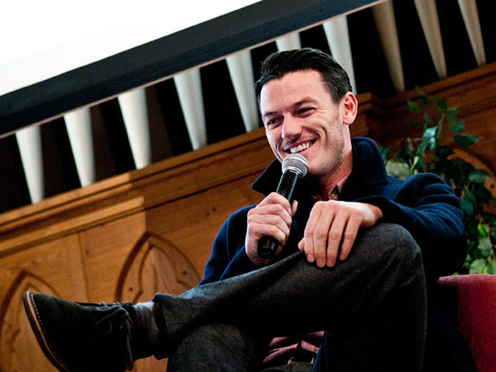 Luke Evans – Hunk of the Day [PICTURES]