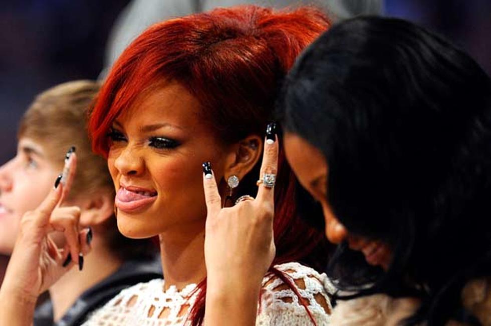 Rihanna Skipped People’s Choice Awards to Take in Basketball Game