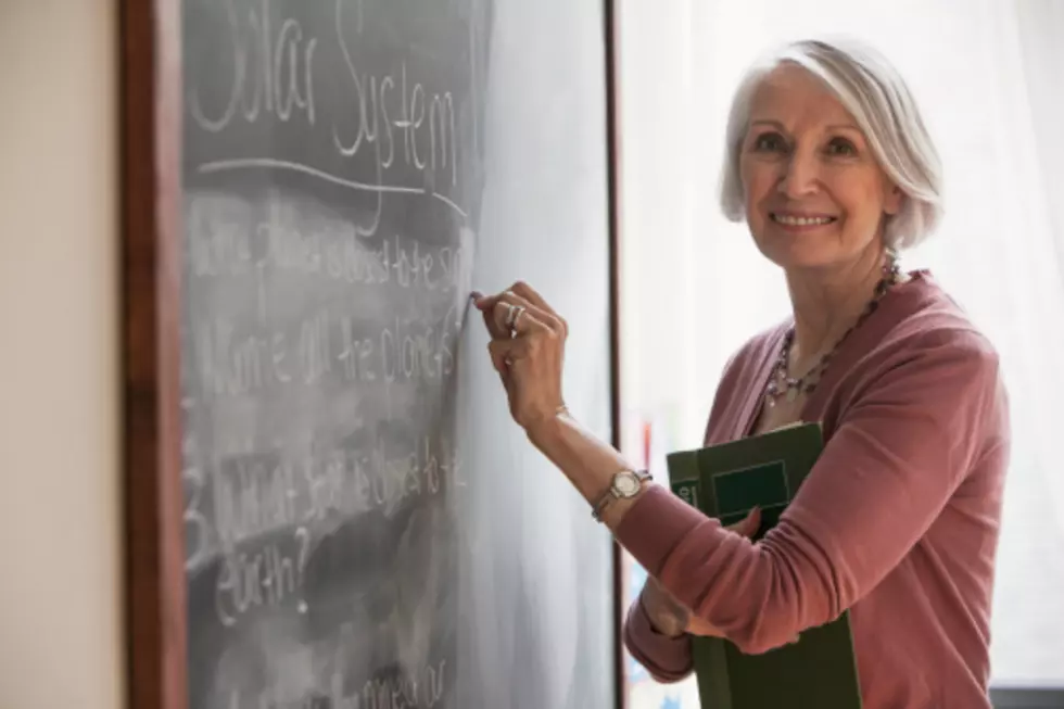 79-Year-Old Teacher Quits Because The School Wanted Her To&#8230;