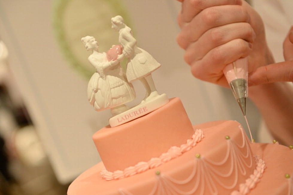 Slice Of Princess Diana&#8217;s Wedding Cake Sells At Auction