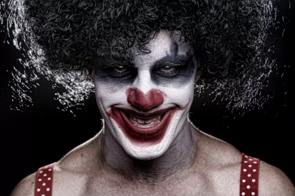 California Town Being Terrorized By Creepy Social Media-Savvy Clown [Photos]