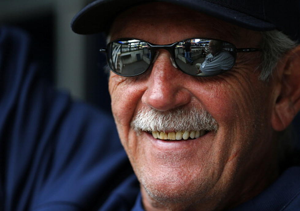 Former Detroit Tigers’ Manager Jim Leyland Sings ‘Who’s Your Daddy’ At a Bar [VIDEO]