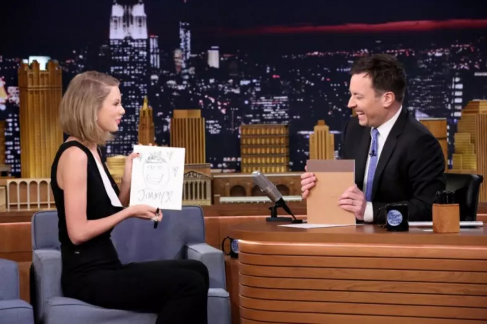 Jimmy Fallon and Taylor Swift Draw Each Other, Then Dance On a Jumbotron [Video]