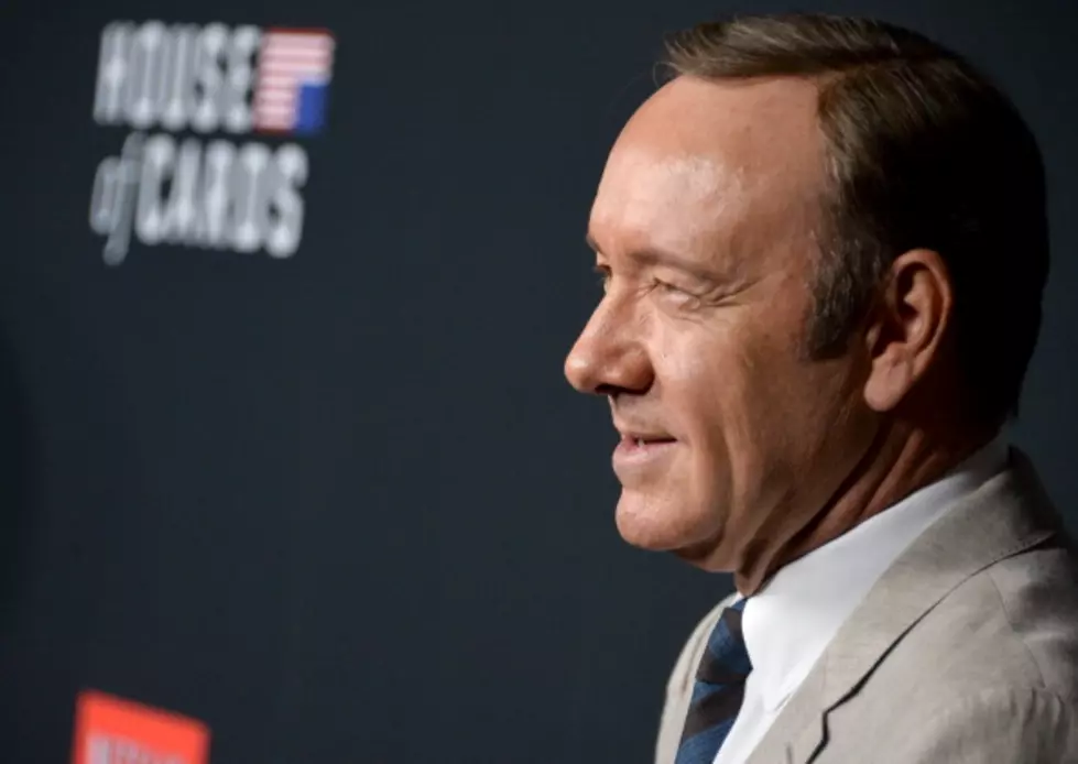 &#8216;House Of Cards&#8217; Remixed Intro Makes The Dark Drama a Fun Sitcom [Video]