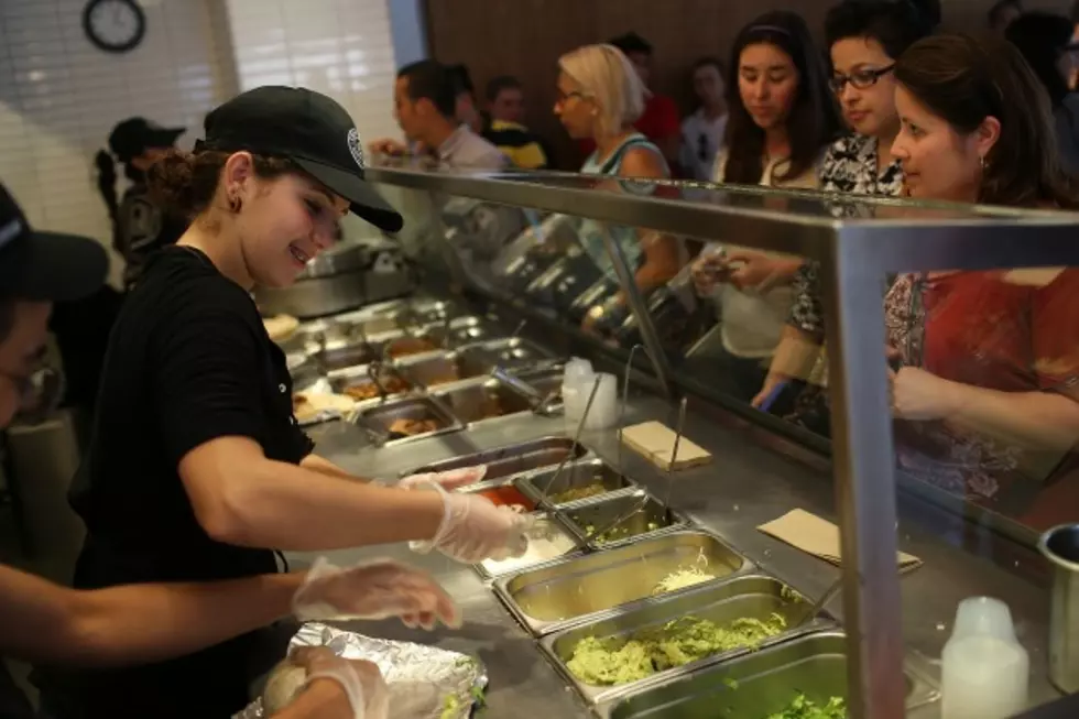 Chipotle to Hire 4,000 New Employees!