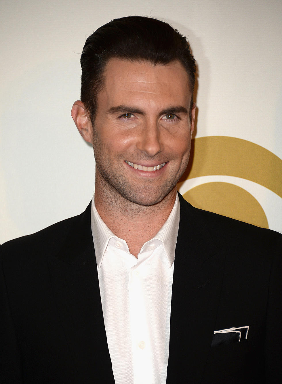 Adam Levine Surprises 3-Year-Old Girl Who Cried When She Found Out He Was Married [Video]