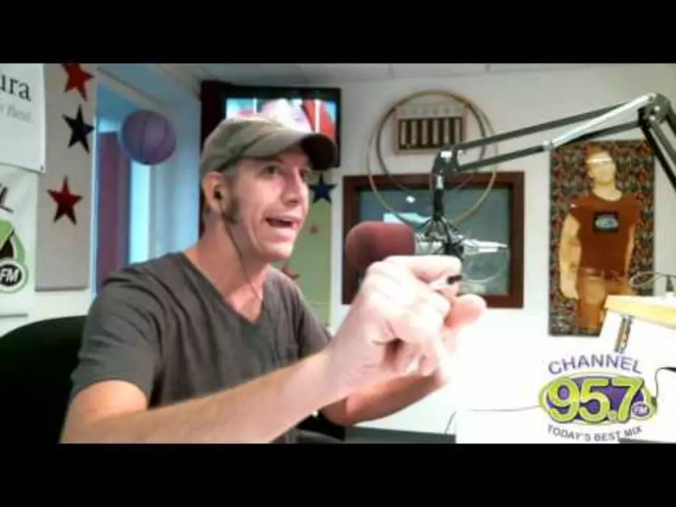 C&C TV – Steve Is Unimpressed With Curtis’ Bra Teasing [Video]