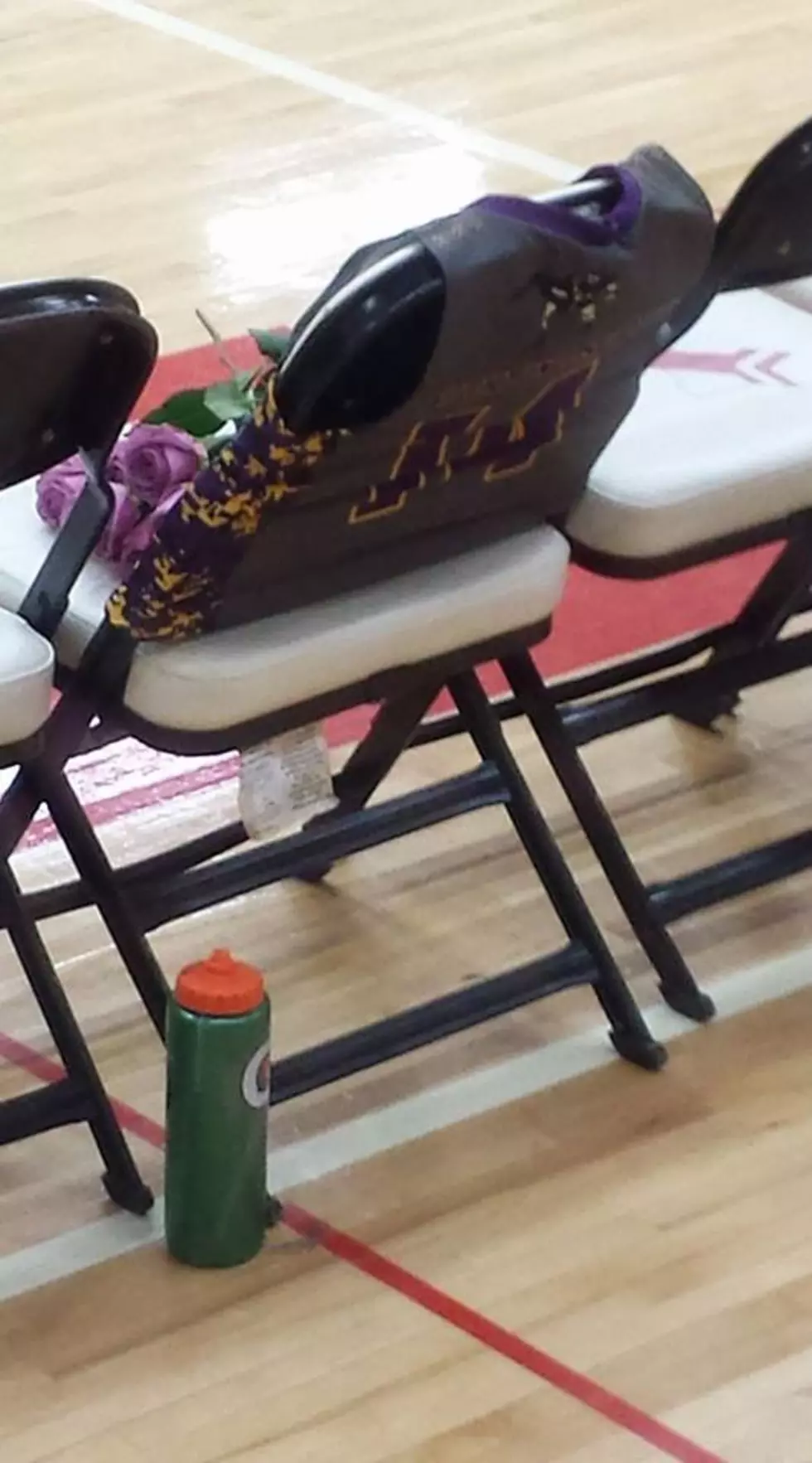 People Doing Good: Lowell Basketball Team Honors Caledonia Player In A Touching Gesture