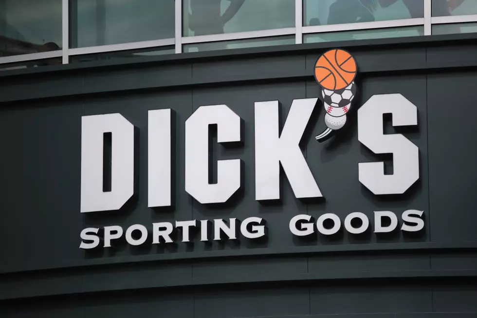 Dick’s Sporting Goods to Quit selling Hunting Rifles in 125 Stores