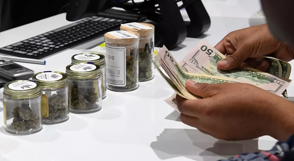 Michigan Marijuana Stores Will Finally Be Able To Use Banks