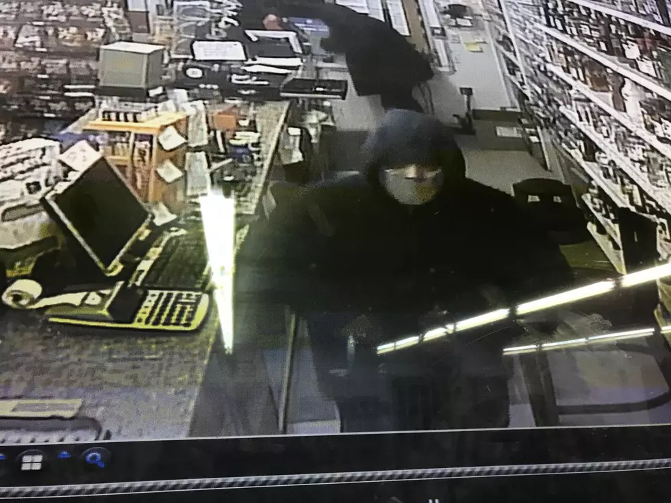 Van Buren Co Police Looking For Robbery Suspect